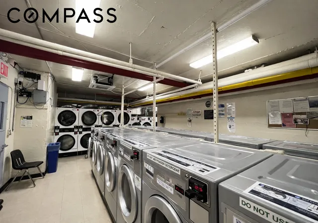 2nd image of 75 Henry St, Brooklyn, NY 11201