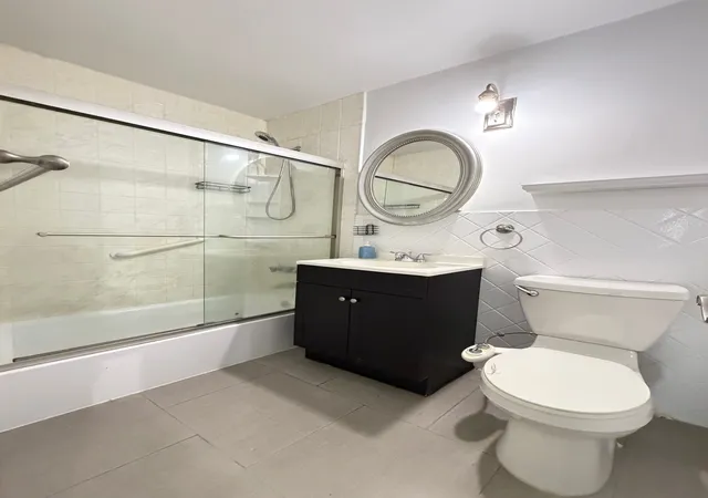 3rd image of 85-15 Main St #2R, Jamaica, NY 11435 | MLS# RLS20068271