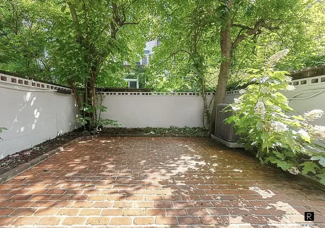 Photo 1 of Townhouse for sale at 233 E 31st Street, New York, NY 10016 | MLS# RLS20068299 | Listing updated on 2026-05-06