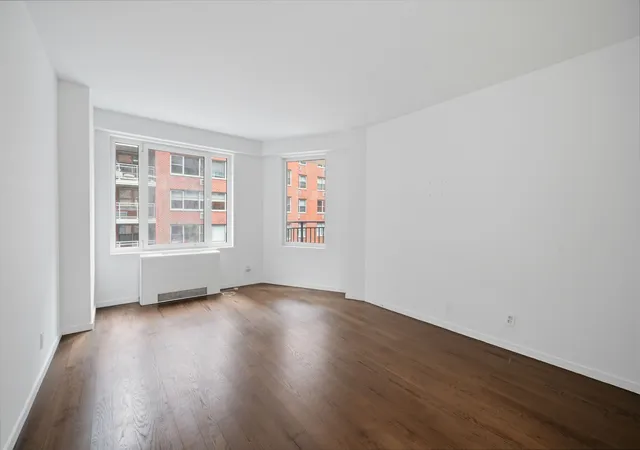 4th image of 60 Sutton Pl S #7-KN, New York City, NY 10022 | MLS# RLS20068365