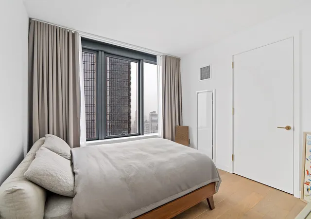 Photo 3 of Condo for sale at 3 Court Sq #2902, New York City, NY 11101 | MLS# RLS20068432 | Listing updated on 2026-07-23