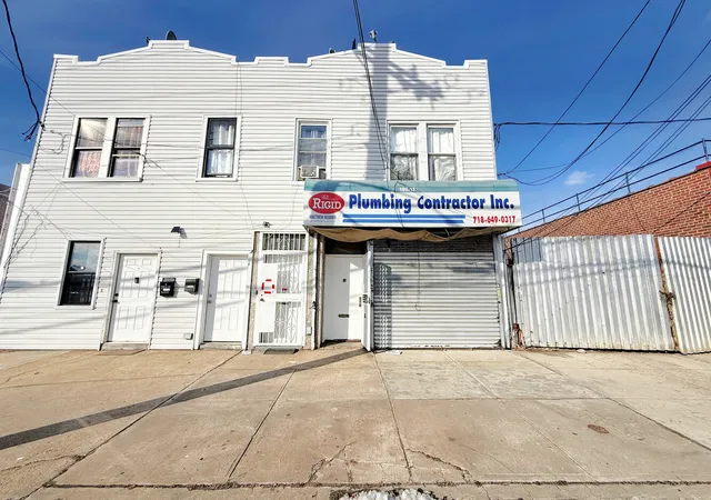 Photo 2 of Sale Pending at 10211 Glenwood Rd, Brooklyn, NY 11236 | MLS# RLS20068453 | Listing updated on 2026-04-19