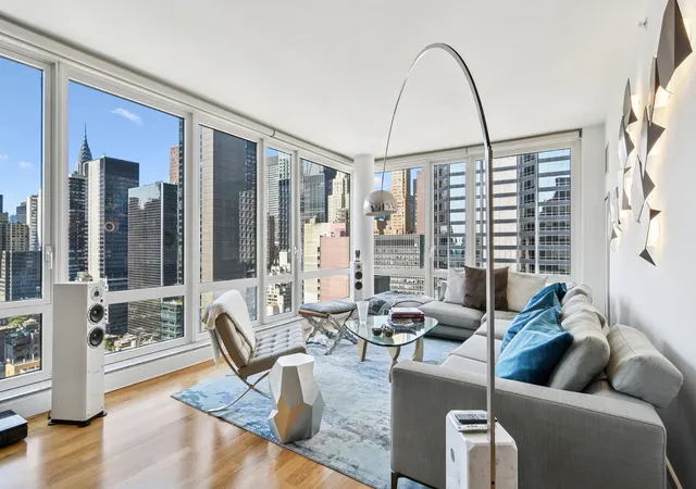 Photo 3 of House for sale at 250 E 53rd Street #2801, New York, NY 10022 | MLS# RLS20068465 | Listing updated on 2026-04-26