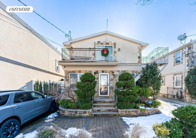 Photo 3 of Single family home for sale at 162 12 20 77th Road, Fresh Meadows, NY 11366 | MLS# RLS20068541 | Listing updated on 2026-06-24