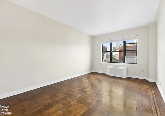 Homes for sale in New York, NY | 140 E 95Th St, New York, NY 10128