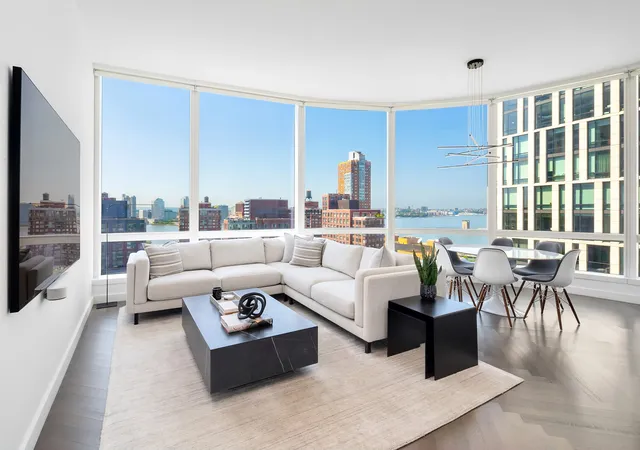 Photo 1 of Condo for sale at 111 Murray St #25W, New York, NY 10007 | MLS# RLS20068623 | Listing updated on 2026-04-29