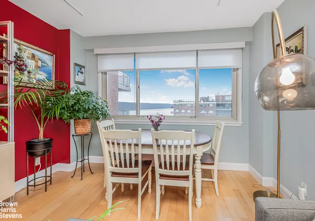 4th image of 2621 Palisade Ave #11G, Bronx, NY 10463 | MLS# RLS20068651