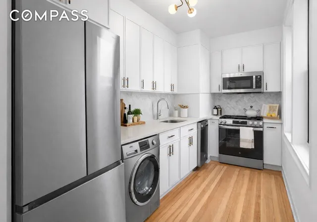 Photo 3 of Sale Pending at 28 W 69th Street #6B, New York, NY 10023 | MLS# RLS20068685 | Listing updated on 2026-05-29