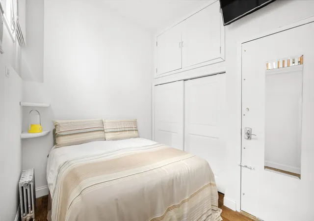 Photo 4 of House for sale at 171 W 73rd Street #9, New York, NY 10023 | MLS# RLS20068738 | Listing updated on 2026-07-22