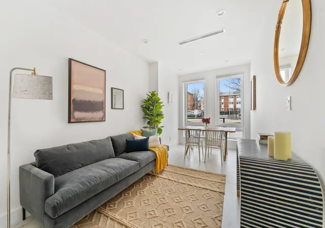 2nd image of 122 Palmetto St, New York City, NY 11221