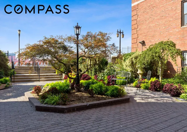 20th image of 158 18 Riverside Dr W #2M, New York City, NY 10032 | MLS# RLS20064013