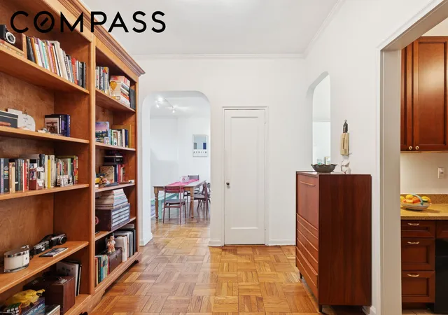 3rd image of 158-18 Riverside Dr W, New York City, NY 10032