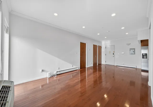 2nd image of 149-06 Northern Blvd #501, Flushing, NY 11354 | MLS# RLS20068911