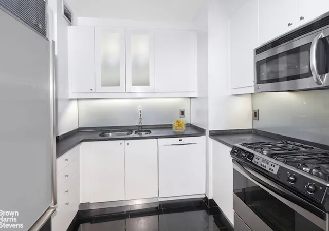 Photo 2 of House for sale at 230 W 56th Street #52A, New York, NY 10019 | MLS# RLS20068942 | Listing updated on 2026-01-30