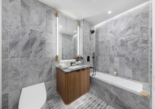 Photo 4 of House for sale at 499 9th Avenue #3EN, New York, NY 10018 | MLS# RLS20068947 | Listing updated on 2026-04-04