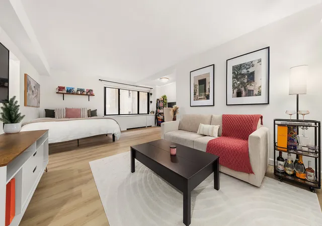Homes for sale in New York City, NY | 200 E 36Th St #4A, New York City, NY 10016 | MLS# RLS20068959