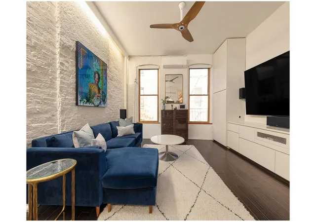 Photo 4 of House for sale at 396 3rd Street #6, Brooklyn, NY 11215 | MLS# RLS20068983 | Listing updated on 2026-03-01