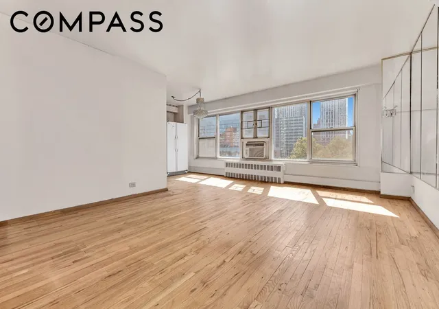 4th image of 135 Ashland Pl, New York, NY 11201