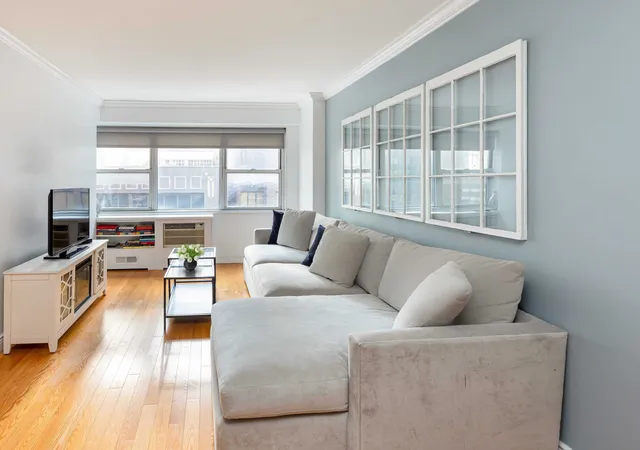 1st image of 153 E 57th St #6G, New York City, NY 10022 | MLS# RLS20069012