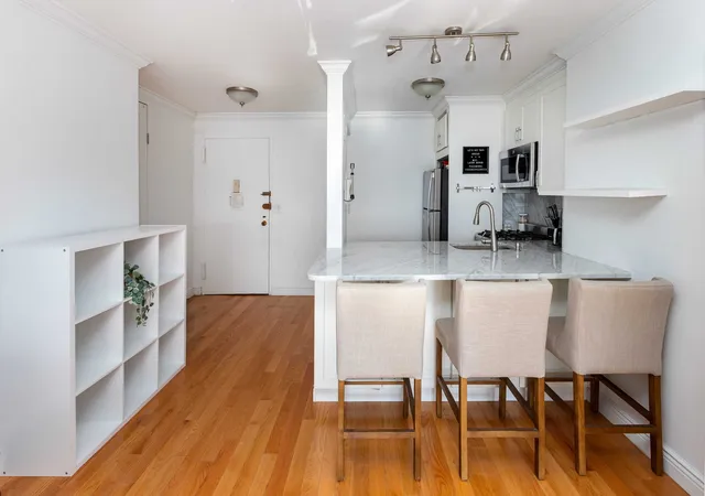 4th image of 153 E 57Th St #6G, New York City, NY 10022 | MLS# RLS20069012