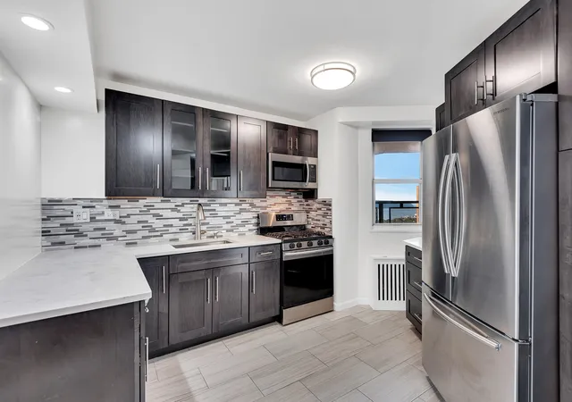 Photo 2 of Sale Pending at 5700 Arlington Ave #22R, Bronx, NY 10471 | MLS# RLS20069140 | Listing updated on 2026-03-16