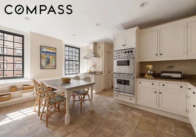 Listing Photo 5 - Condo for sale in building located at 129 E 69Th St, New York City, NY 10021 - Unit #8/9A