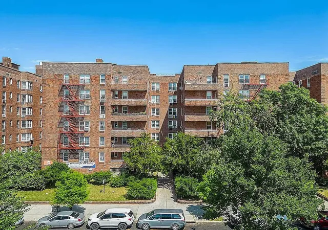 18th image of 2727 Ocean Pkwy #E-22, New York City, NY 11235 | MLS# RLS20069211