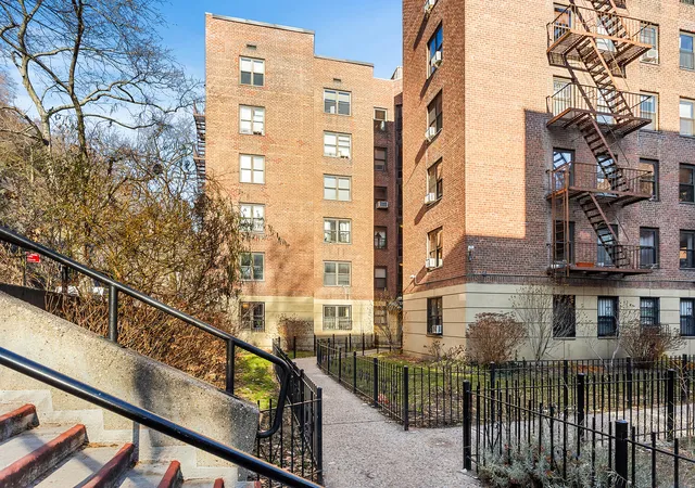 Homes for sale in New York City, NY | 273 Bennett Ave #3G, New York City, NY 10040 | MLS# RLS20069275