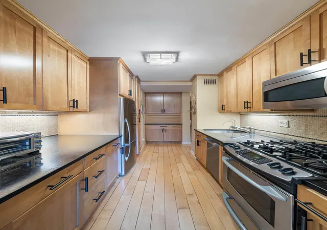 Photo 5 of House for sale at 30 W 60th Street #12-A, New York, NY 10023 | MLS# RLS20069291 | Listing updated on 2026-05-06