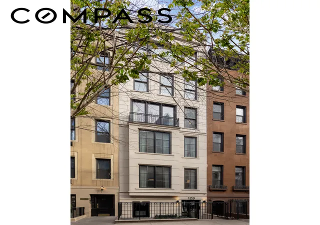 2nd image of 123 E 61st St, New York, NY 10065 | MLS# RLS20069318