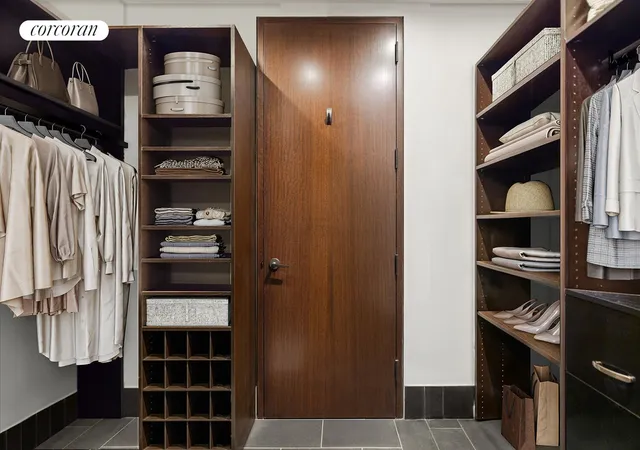 Photo 4 of House for sale at 40 Broad St #22F, New York, NY 10004 | MLS# RLS20069383 | Listing updated on 2026-06-28