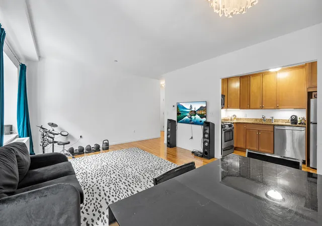 Homes for sale in New York City, NY | 69 E 130Th St, New York City, NY 10037