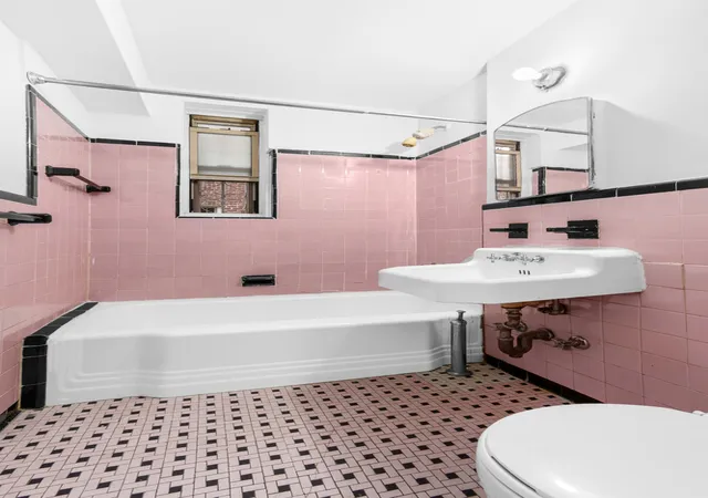 2nd image of 243 Mcdonald Ave, Brooklyn, NY 11218