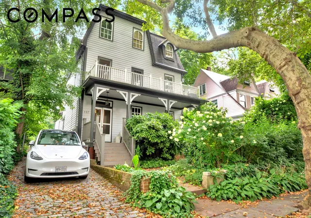 1st image of 117 Tysen St, New York City, NY 10301 | MLS# RLS20069725