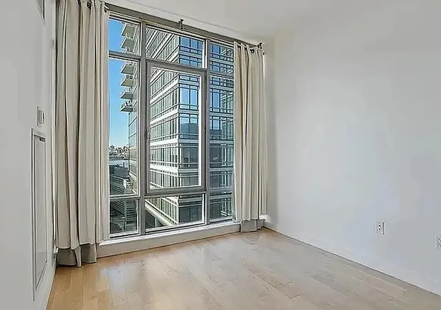 Photo 3 of House for sale at 1 Northside Piers #5-B, Brooklyn, NY 11249 | MLS# RLS20069916 | Listing updated on 2026-05-28