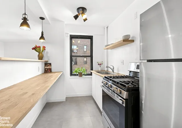 2nd image of 266 E Broadway #B1902, New York City, NY 10002 | MLS# RLS20069938