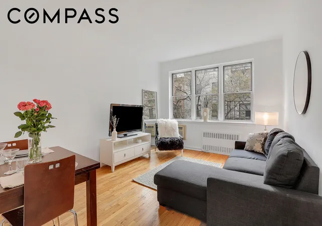 2nd image of 321 E 89Th St #4E, New York City, NY 10128 | MLS# RLS20063502