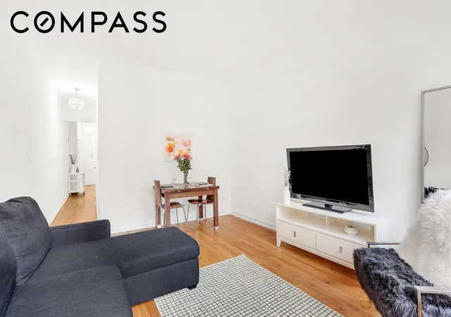 4th image of 321 E 89Th St #4E, New York City, NY 10128 | MLS# RLS20063502