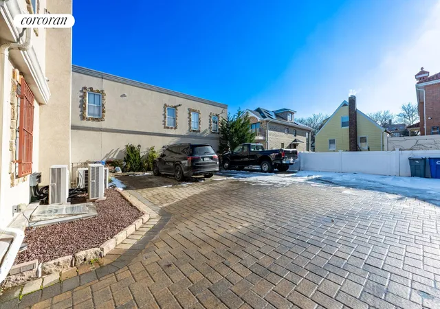 Photo 4 of Multi family home for sale at 162-12 77th Road, Fresh Meadows, NY 11366 | MLS# RLS20070001 | Listing updated on 2026-06-24