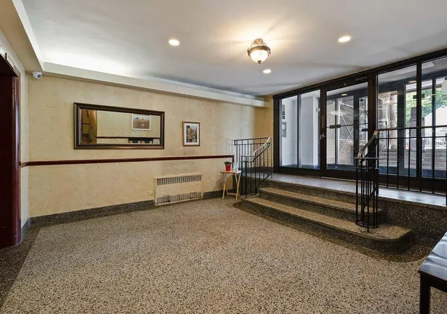 2nd image of 201 E 238Th St, New York City, NY 10470