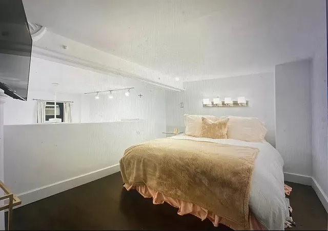 Photo 4 of House for sale at 250 Mercer St #C318, New York, NY 10012 | MLS# RLS20070174 | Listing updated on 2026-03-09