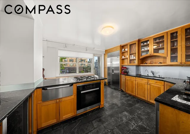 5th image of 245 E 87Th St, New York City, NY 10128