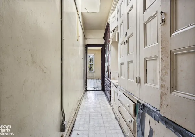 Photo 3 of Single family home for sale at 54 Edgecombe Ave, New York, NY 10030 | MLS# RLS20070355 | Listing updated on 2026-02-09