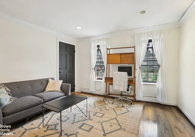 Photo 2 of Single family home for sale at 189 Cornelia St, Brooklyn, NY 11221 | MLS# RLS20070377 | Listing updated on 2026-03-30