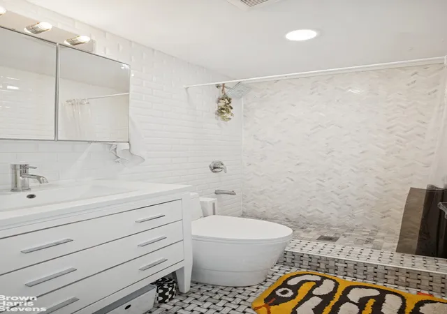 Photo 3 of Single family home for sale at 189 Cornelia St, Brooklyn, NY 11221 | MLS# RLS20070377 | Listing updated on 2026-03-30