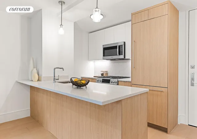 Homes for sale in New York City, NY | 175 W 95Th St #12A, New York City, NY 10025 | MLS# RLS20070441