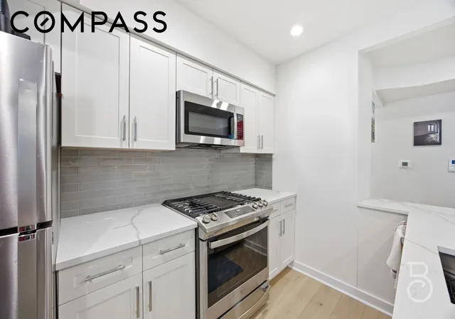4th image of 23-23 30Th Rd, New York, NY 11102