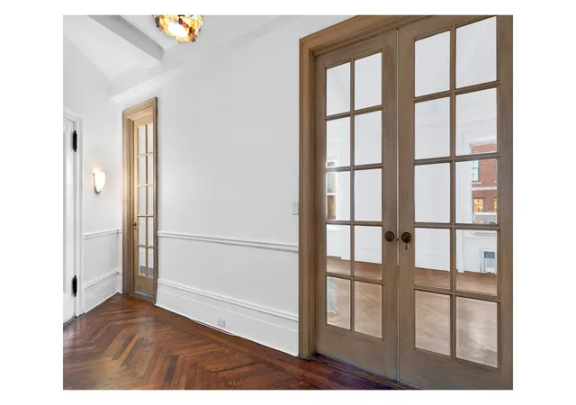3rd image of 156 E 79Th St #14C, New York City, NY 10021 | MLS# RLS20070674