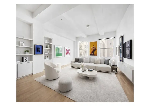 3rd image of 15 Broad St, New York City, NY 10005
