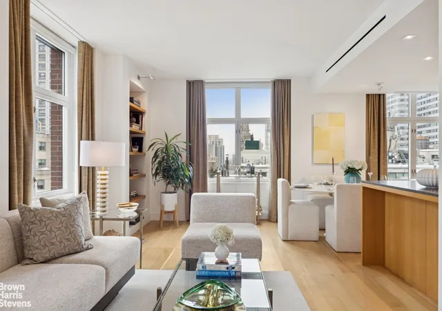 Listing Photo 1 - Condo for sale in building located at 188 E 70Th St, New York City, NY 10021 - Unit #17CD